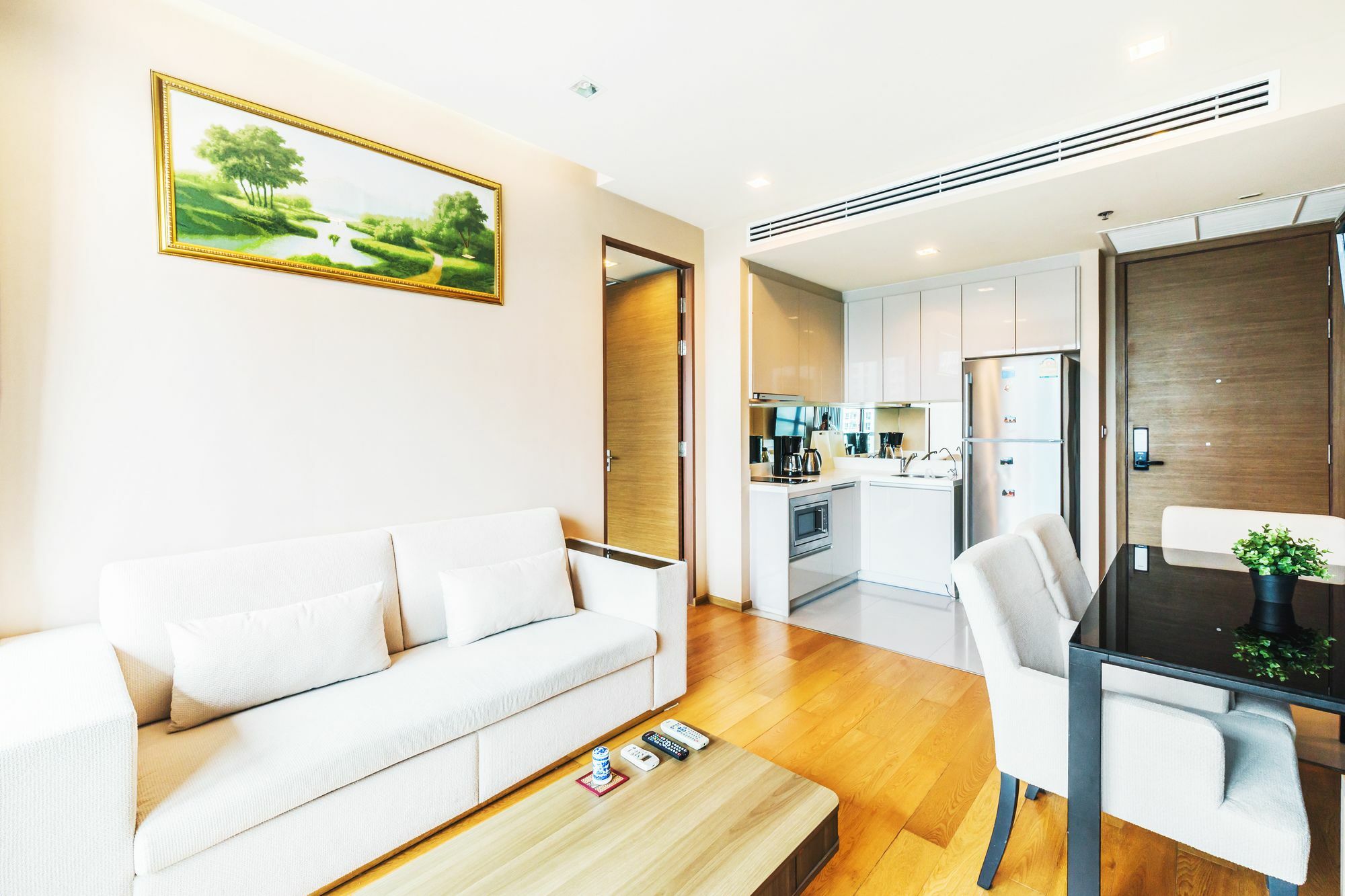 The Address Sathorn By Favstay バンコク都 エクステリア 写真